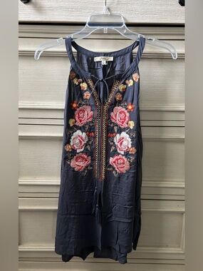 Gray Embroidered Floral Top